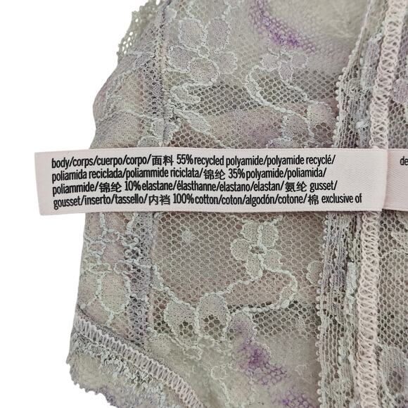 Victoria's Secret All Over Lace Bikini Panty Womens Medium - Picture 3 of 5